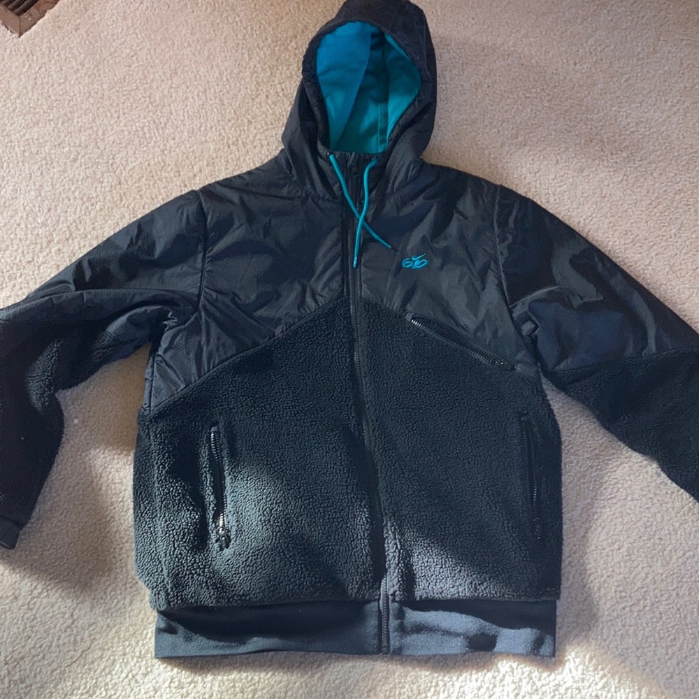 Nike 6.0 puffy warm jacket black and turquoise medium comfy Nike sb